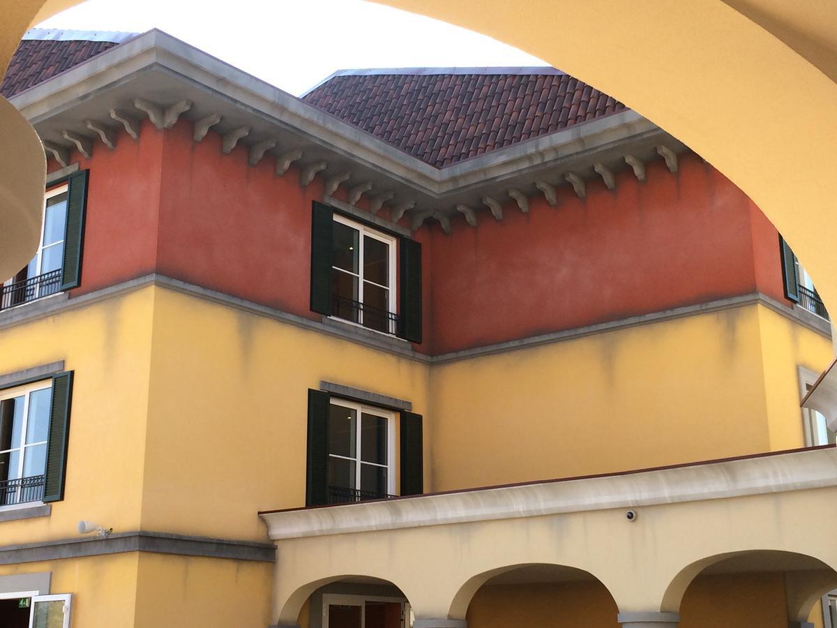 Gardaland Adventure Hotel Castelnuovo del Garda Exterior photo
